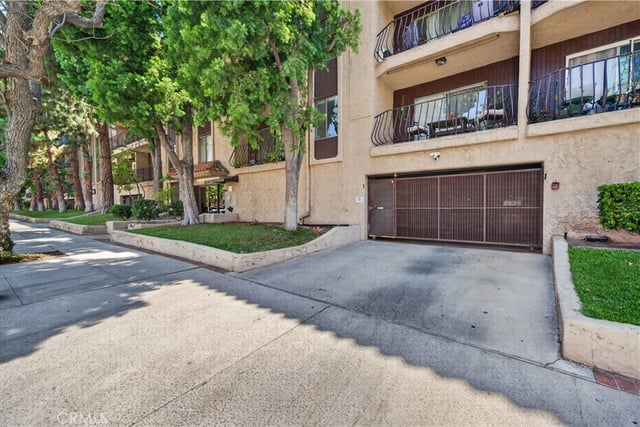 310 N Jackson Street 326, Glendale, CA 91206 — photo 3 of 21