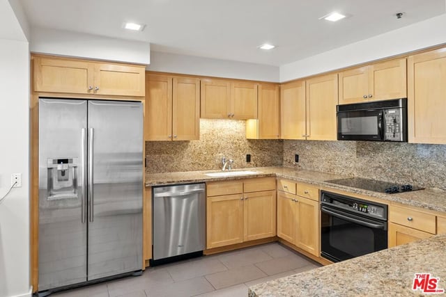 10445 Wilshire Boulevard 406, Los Angeles, CA 90024 — photo 19 of 46