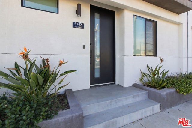 6707 N Sepulveda Boulevard, Van Nuys, CA 91411 — photo 28 of 30