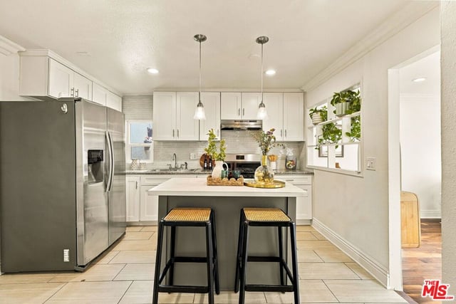 401 Del Norte Street, Los Angeles, CA 90065 — photo 9 of 34