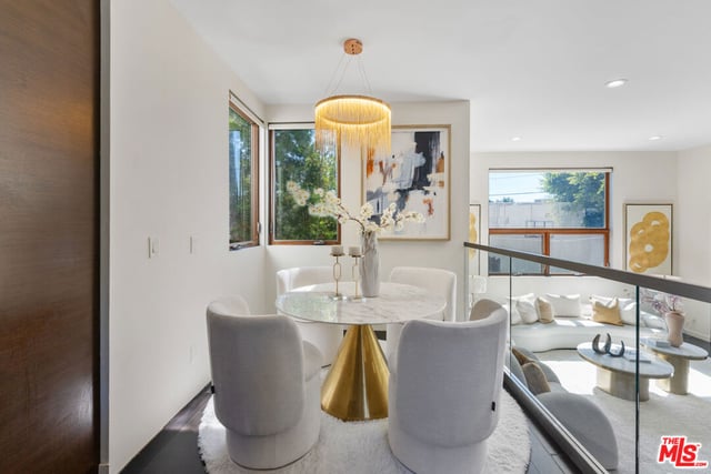10844 Rochester Avenue, Los Angeles, CA 90024 — photo 11 of 58