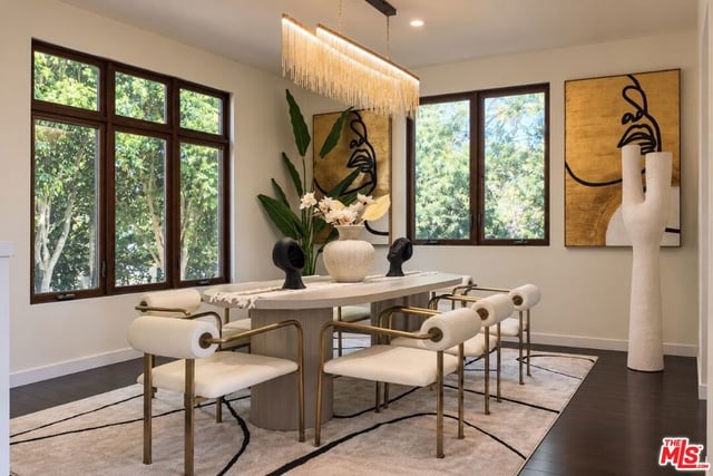 10844 Rochester Avenue, Los Angeles, CA 90024 — photo 13 of 58