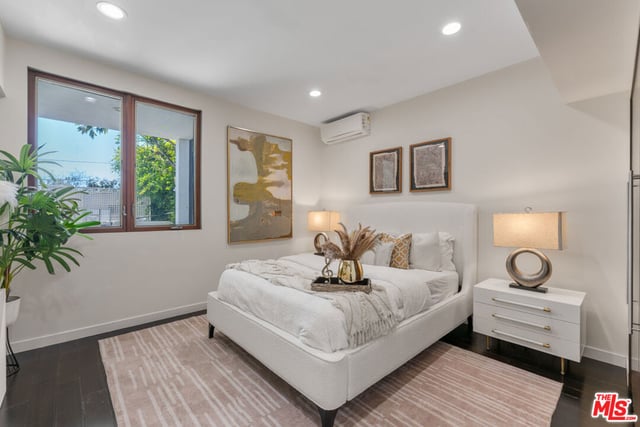 10844 Rochester Avenue, Los Angeles, CA 90024 — photo 15 of 58