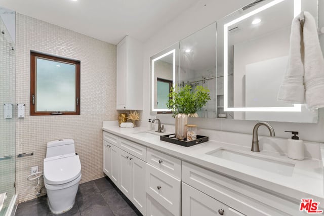 10844 Rochester Avenue, Los Angeles, CA 90024 — photo 18 of 58