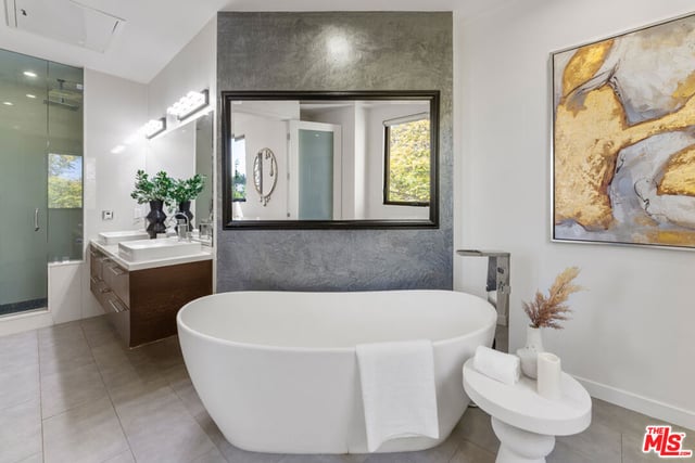 10844 Rochester Avenue, Los Angeles, CA 90024 — photo 33 of 58