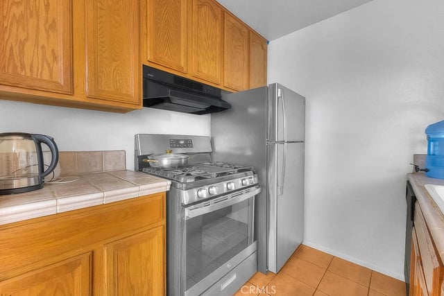 5700 Etiwanda 212, Tarzana, CA 91356 — photo 9 of 32