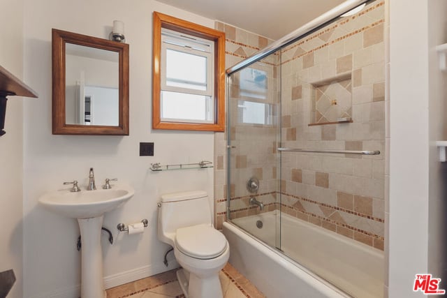 118 Fraser Avenue, Santa Monica, CA 90405 — photo 10 of 15