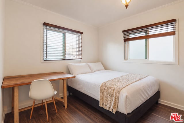 118 Fraser Avenue, Santa Monica, CA 90405 — photo 11 of 15