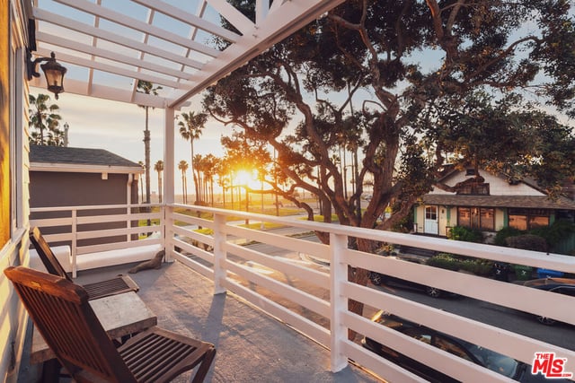 118 Fraser Avenue, Santa Monica, CA 90405 — photo 9 of 15