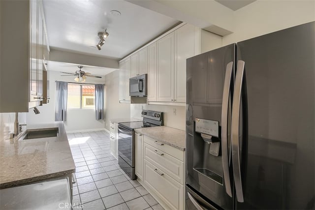 5950 Buckingham 410, Culver City, CA 90230 — photo 7 of 32