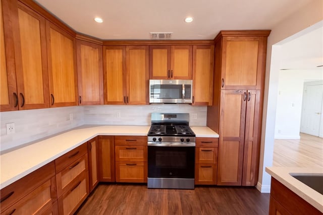 14945 Dunton Drive, Whittier, CA 90604 — photo 7 of 31