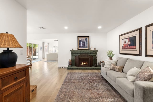 30390 Honeysuckle Hill Drive, Canyon Country, CA 91387 — photo 5 of 32