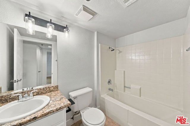 4401 Sepulveda Boulevard 208, Los Angeles, CA 91403 — photo 15 of 23