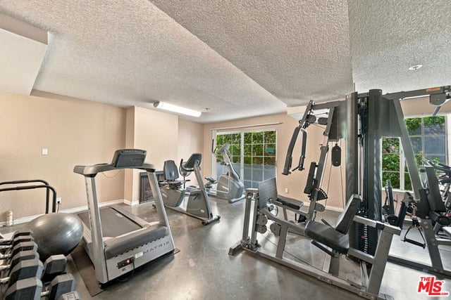 4401 Sepulveda Boulevard 208, Los Angeles, CA 91403 — photo 20 of 23