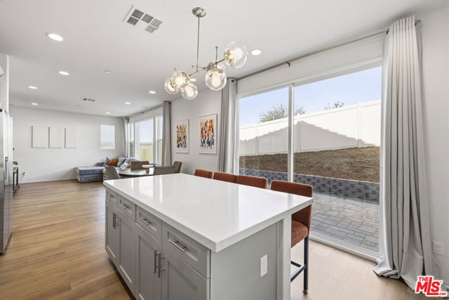 18175 Meridian Lane, Saugus, CA 91350 — photo 15 of 45