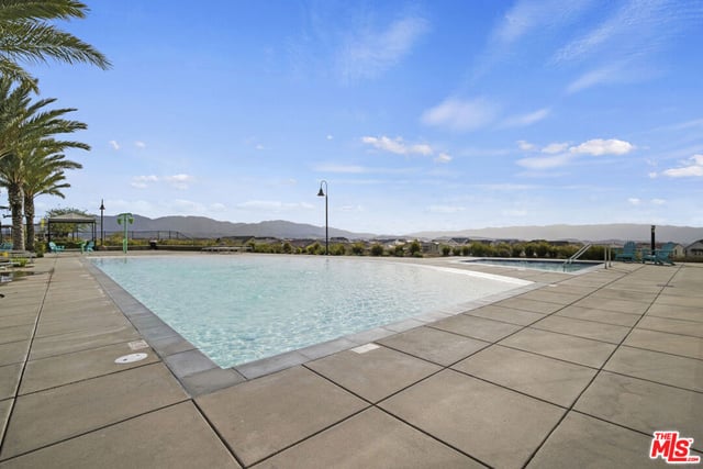 18175 Meridian Lane, Saugus, CA 91350 — photo 33 of 45