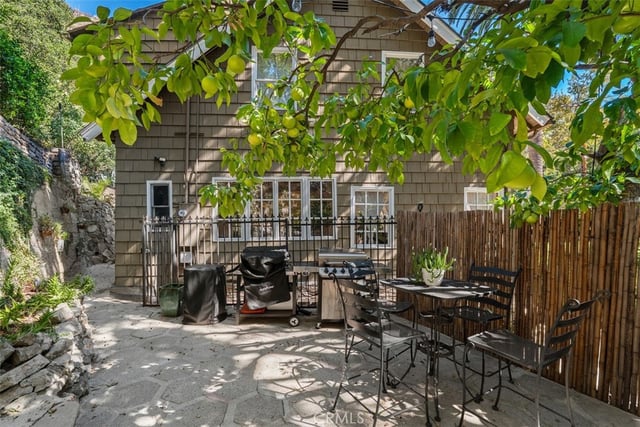 611 Country Club, Burbank, CA 91501 — photo 33 of 39