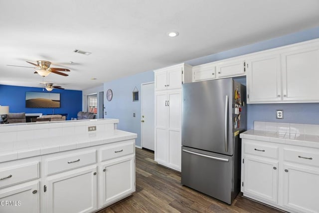 2010 Del Rey Place, Oxnard, CA 93030 — photo 14 of 45