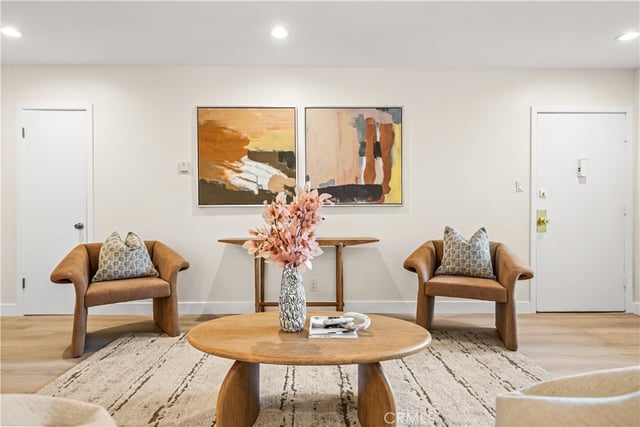 127 N Eucalyptus Avenue 4, Inglewood, CA 90301 — photo 10 of 33