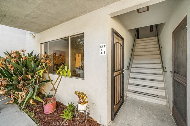 127 N Eucalyptus Avenue 4, Inglewood, CA 90301 — photo 7 of 33