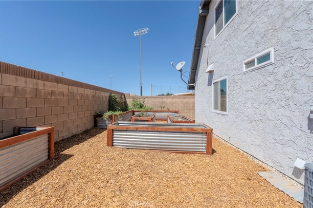 4718 Quartz Hill, Lancaster, CA 93536 — photo 33 of 40