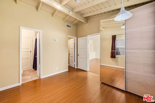 15217 Hartsook Street, Sherman Oaks, CA 91403 — photo 15 of 52