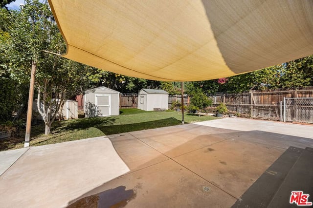 15217 Hartsook Street, Sherman Oaks, CA 91403 — photo 34 of 52