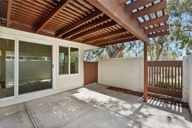 22544 Jeffrey Mark Court 1, Chatsworth, CA 91311 — photo 11 of 49