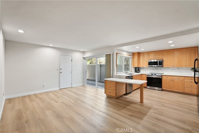 22544 Jeffrey Mark Court 1, Chatsworth, CA 91311 — photo 14 of 49