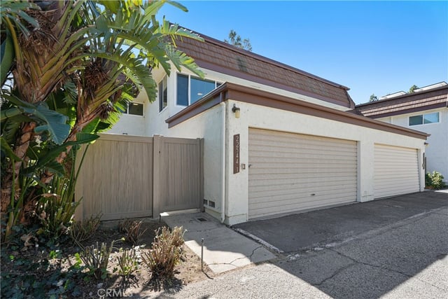 22544 Jeffrey Mark Court 1, Chatsworth, CA 91311 — photo 32 of 49