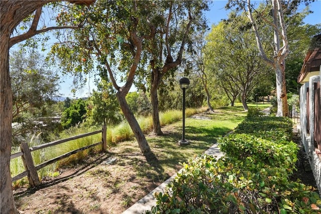 22544 Jeffrey Mark Court 1, Chatsworth, CA 91311 — photo 34 of 49