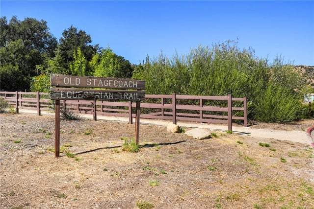 22544 Jeffrey Mark Court 1, Chatsworth, CA 91311 — photo 46 of 49