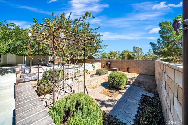 8308 W Avenue D8, Lancaster, CA 93536 — photo 63 of 74