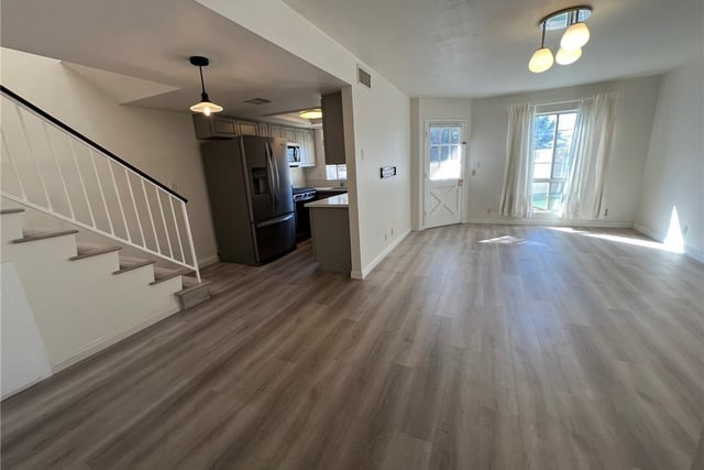 181 W La Verne Avenue 11, Pomona, CA 91767 — photo 3 of 28