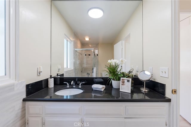 27945 Alvarez Drive, Rancho Palos Verdes, CA 90275 — photo 22 of 56