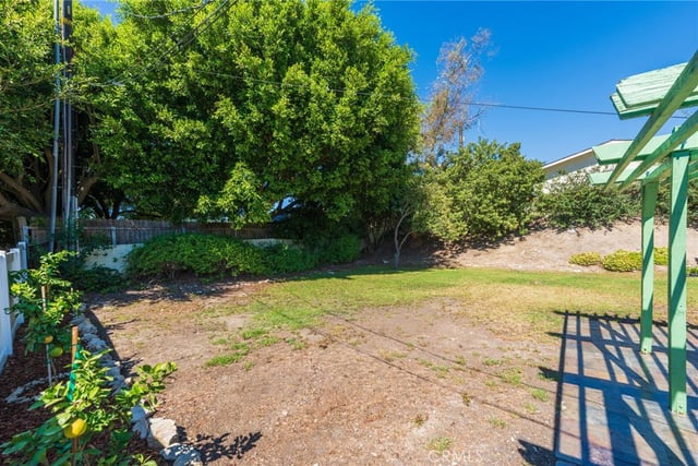 27945 Alvarez Drive, Rancho Palos Verdes, CA 90275 — photo 31 of 56