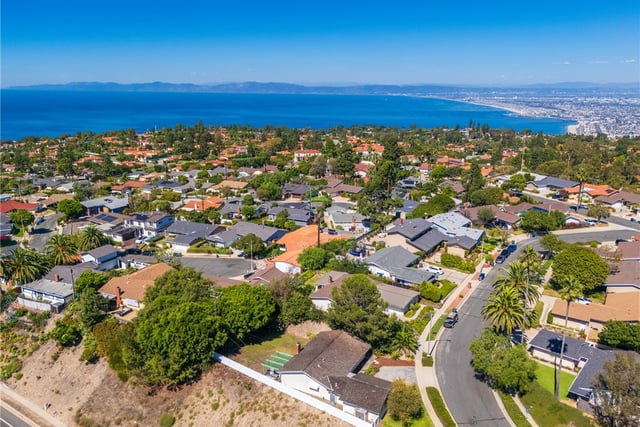 27945 Alvarez Drive, Rancho Palos Verdes, CA 90275 — photo 52 of 56