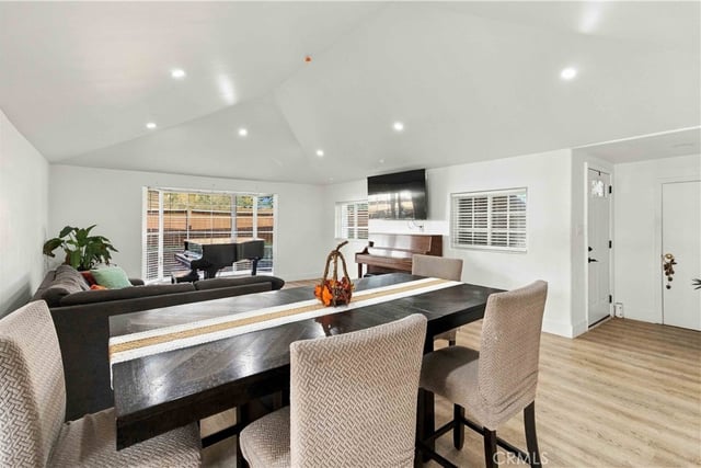 8633 Zelzah, Northridge, CA 91325 — photo 44 of 75
