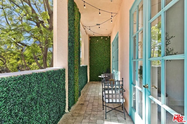 11500 San Vicente Boulevard 221, Los Angeles, CA 90049 — photo 12 of 34