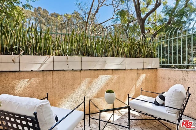 11500 San Vicente Boulevard 221, Los Angeles, CA 90049 — photo 13 of 34