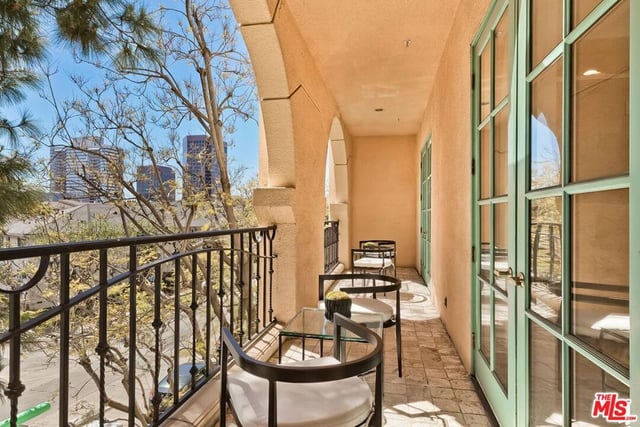 11500 San Vicente Boulevard 221, Los Angeles, CA 90049 — photo 26 of 34