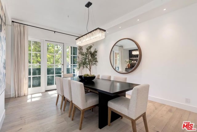 11500 San Vicente Boulevard 221, Los Angeles, CA 90049 — photo 5 of 34