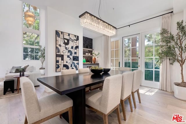 11500 San Vicente Boulevard 221, Los Angeles, CA 90049 — photo 6 of 34