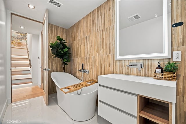 5170 Medina Road, Woodland Hills, CA 91364 — photo 57 of 73