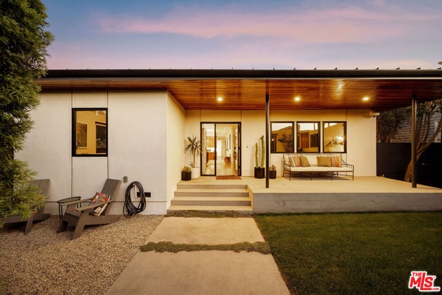 870 Rose Avenue, Venice, CA 90291 — photo 46 of 60