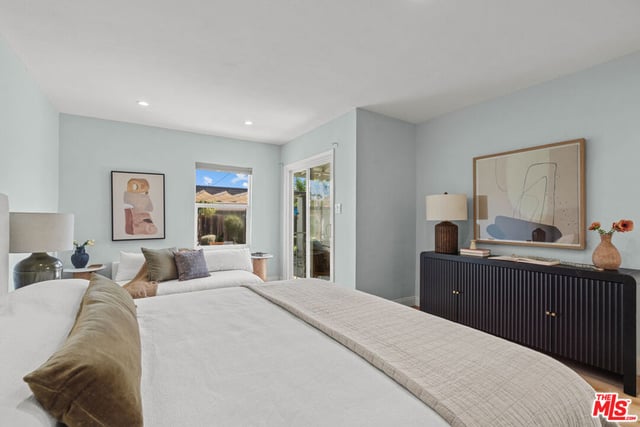5832 S Van Ness Avenue, Los Angeles, CA 90047 — photo 14 of 27
