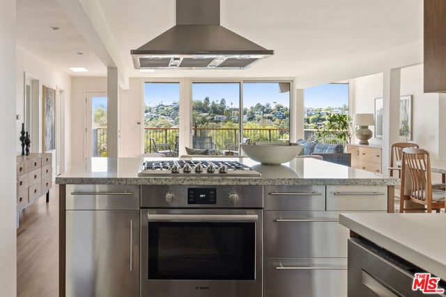 2508 Armstrong Avenue, Los Angeles, CA 90039 — photo 14 of 33