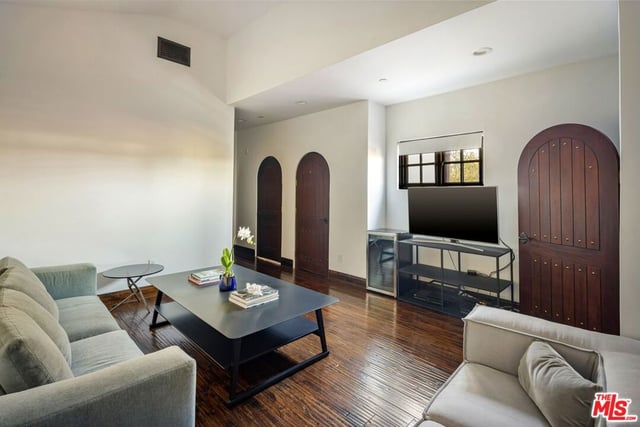 11937 W Sunset Boulevard 4, Los Angeles, CA 90049 — photo 20 of 22