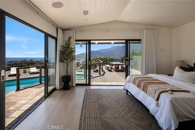 225 Notteargenta Road, Pacific Palisades, CA 90272 — photo 21 of 34