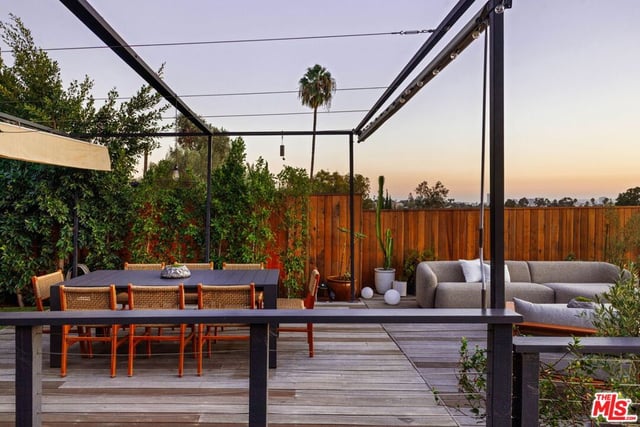 4016 Cumberland Avenue, Los Angeles, CA 90027 — photo 44 of 48